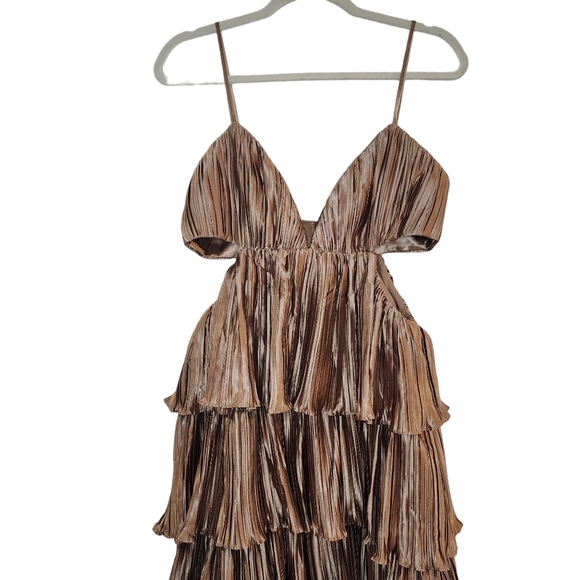 BHLDN Anthropoligie by Carly Cushnie Brenna Tiered Pleated Cutout Midi D… - Picture 4 of 11